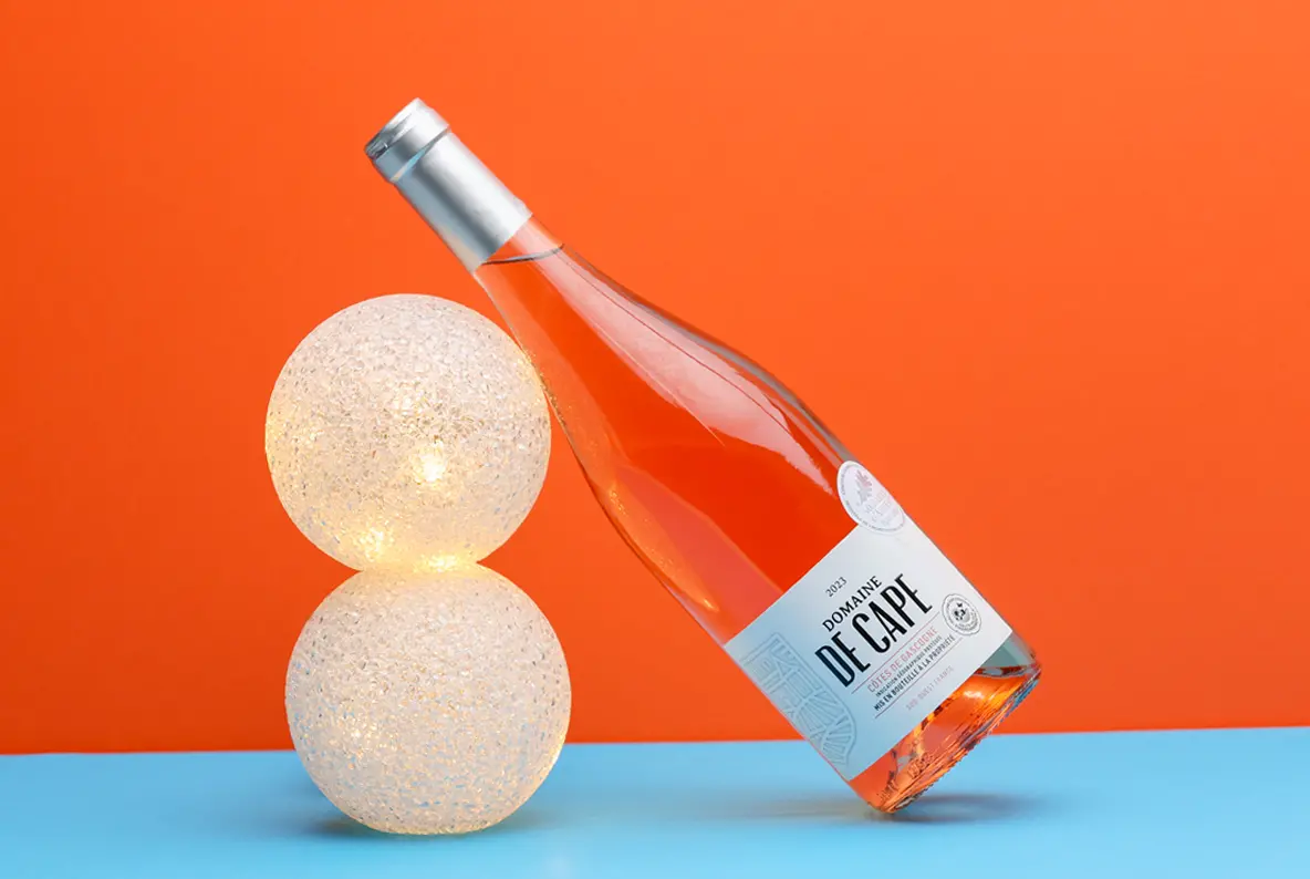 Bouteille de vin rose