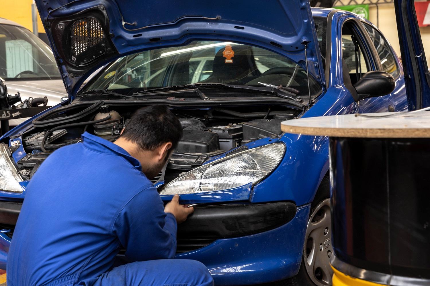 Contrôle technique Reims - photographe reportage d'entreprise Marne 51