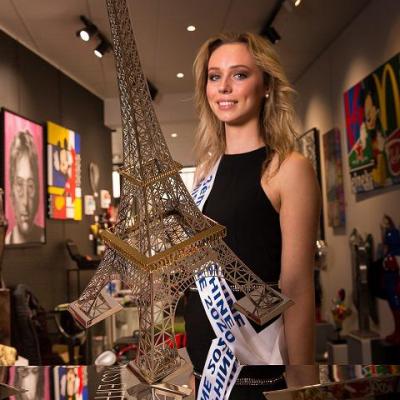 Miss eiffel